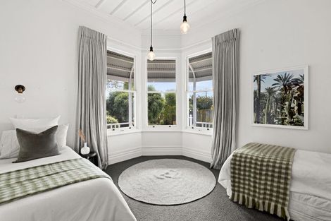 Photo of property in 49 Te Aute Road, Havelock North, 4130