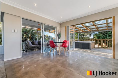 Photo of property in 4 Polandson Place, Opaheke, Papakura, 2113