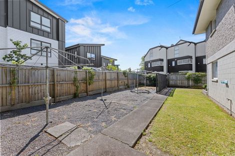 Photo of property in 2/121a Papanui Road, Merivale, Christchurch, 8014