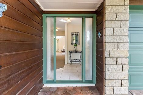 Photo of property in 41 Headcorn Place, Botany Downs, Auckland, 2010