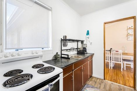 Photo of property in 2 Cobar Close, Maupuia, Wellington, 6022