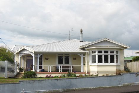 Photo of property in 49 Cutfield Road, New Plymouth, 4310