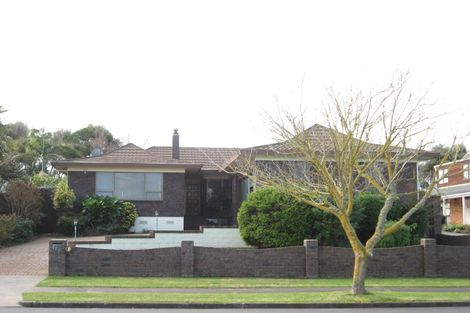 Photo of property in 177 Carnoustie Drive, Wattle Downs, Auckland, 2103