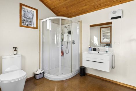 Photo of property in 670 Abel Tasman Drive, Clifton, Takaka, 7183