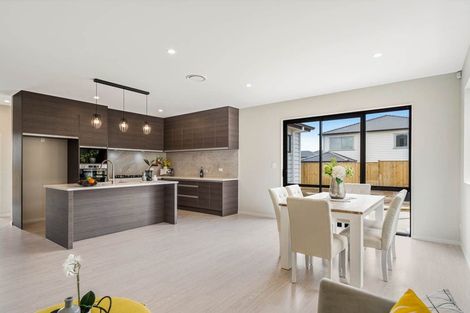 Photo of property in 31 Ballyholey Drive, Flat Bush, Auckland, 2019