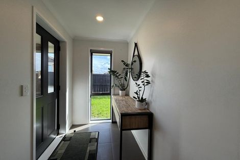 Photo of property in 6a Church Street, Tuakau, 2121
