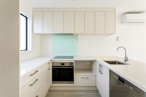 Photo of property in 2/23 View Road, Papakura, 2110