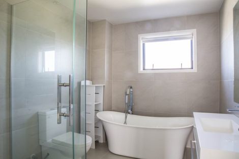 Photo of property in 66 Caldera Drive, Long Bay, Auckland, 0630