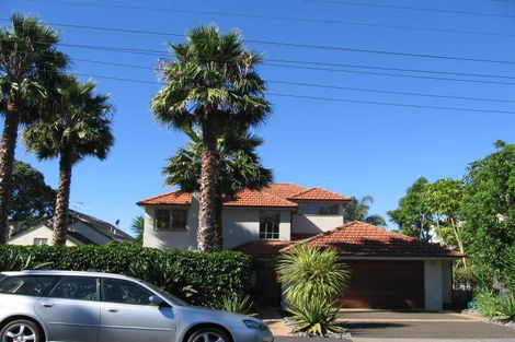 Photo of property in 20 Audrey Road, Takapuna, Auckland, 0620