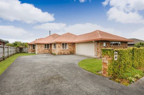 Photo of property in 57 Parnell Heights Drive, Kelvin Grove, Palmerston North, 4414