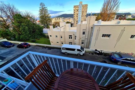 Photo of property in Elms Court Flats, 5/367 The Terrace, Te Aro, Wellington, 6011