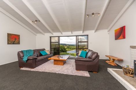 Photo of property in 314 Old North Road, Kumeu, 0892