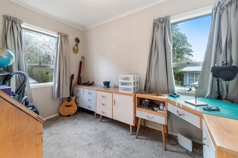 Photo of property in 17 Mountain Road, Western Heights, Rotorua, 3015