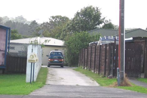 Photo of property in 551 Swanson Road, Ranui, Auckland, 0612