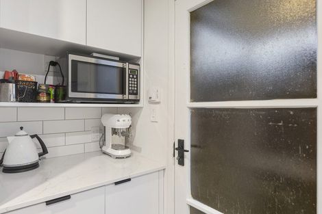 Photo of property in 1/53 Tabitha Crescent, Henderson, Auckland, 0612