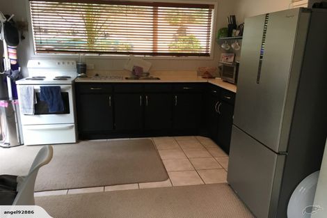 Photo of property in 1/55a West Lynn Road, Titirangi, Auckland, 0604