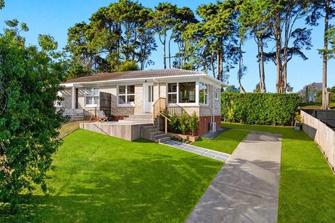 Photo of property in 1/22 Gladys Avenue, Glenfield, Auckland, 0629