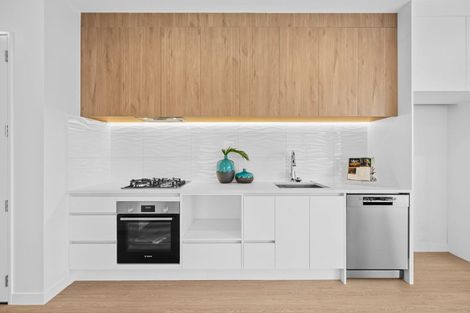 Photo of property in 7a Kotiu Place, Massey, 0614