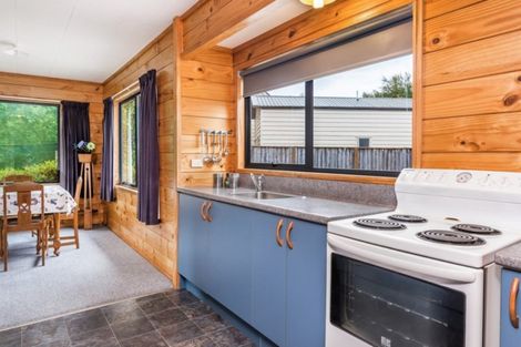 Photo of property in 4 Yasmin Lane, Kinloch, Taupo, 3377