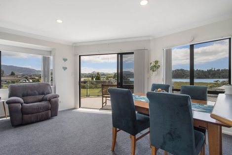 Photo of property in 12 Belmont Rise, Katikati, 3129