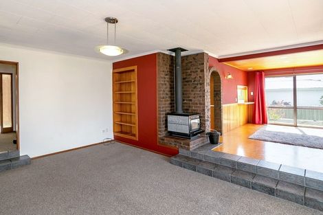 Photo of property in 30 Kitchener Street, Martinborough, 5711