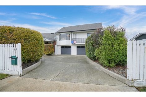 Photo of property in 27 Kildare Drive, Waikiwi, Invercargill, 9810