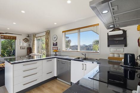 Photo of property in 37 Andesite Drive, Rolleston, 7614