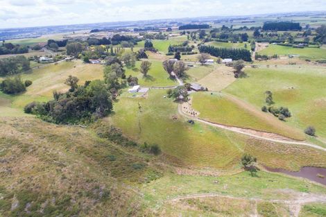 Photo of property in 137 Knorp Street, Halcombe, Feilding, 4779