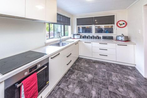 Photo of property in 5 Caversham Road, Westmere, Whanganui, 4501