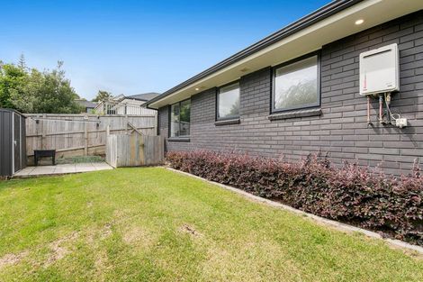 Photo of property in 3 St Julia Court, Helensville, 0800