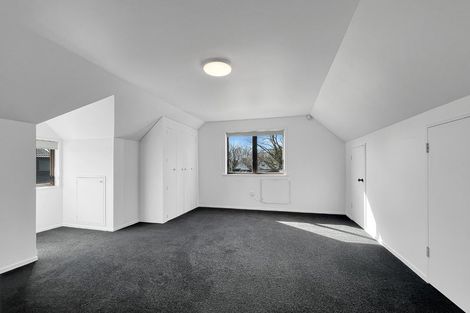 Photo of property in 142 Victoria Avenue, Hokowhitu, Palmerston North, 4410