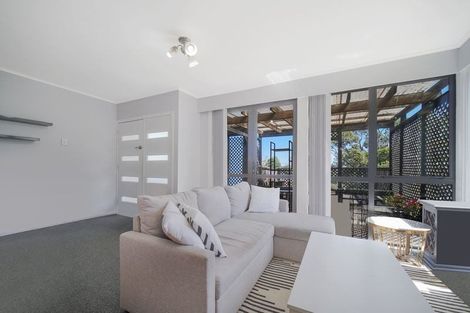 Photo of property in 164 Hutchinson Avenue, New Lynn, Auckland, 0600