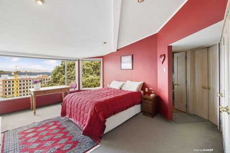 Photo of property in 10b Central Terrace, Kelburn, Wellington, 6012