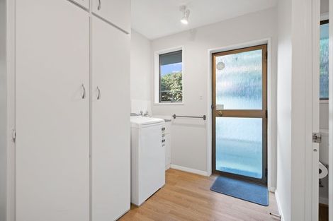 Photo of property in 2 Ringwood Place, Avonhead, Christchurch, 8042