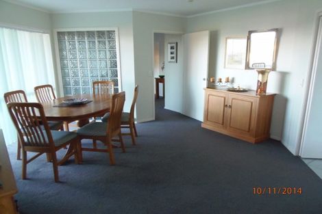 Photo of property in 2/2-22a Balmain Road, Chatswood, Auckland, 0626