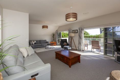 Photo of property in 5a Willow Grove, Raumati Beach, Paraparaumu, 5032