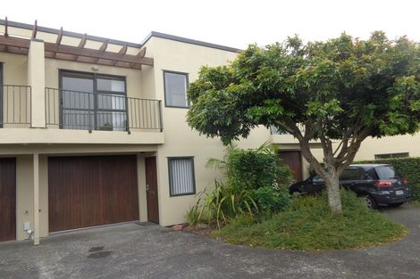 Photo of property in 6/15 Harbour View Road, Te Atatu Peninsula, Auckland, 0610
