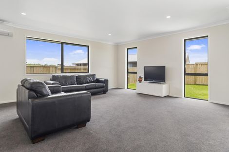 Photo of property in 3 Omapere Lane, Pyes Pa, Tauranga, 3112