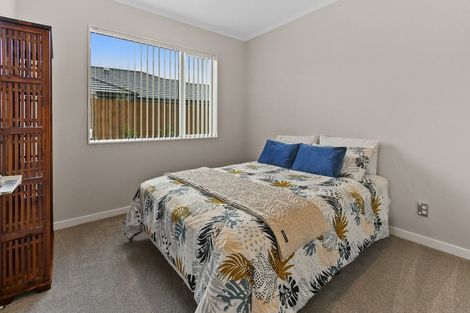 Photo of property in 3 Papaview Road, Papakura, 2110