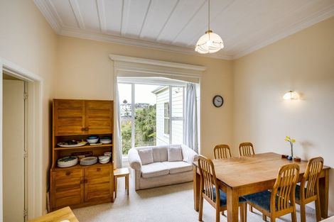 Photo of property in 13 Roslyn Road, Bluff Hill, Napier, 4110