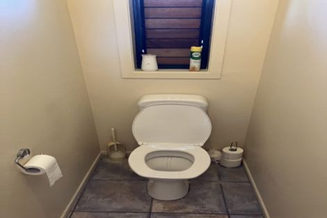 Photo of property in 1/21 Armoy Drive, East Tamaki, Auckland, 2016