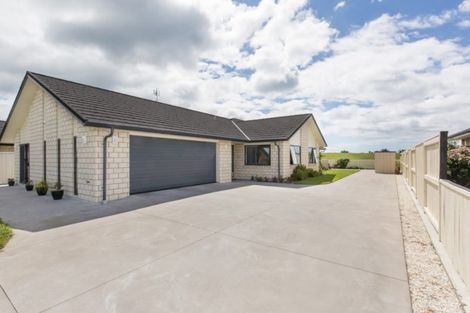 Photo of property in 16 Kapuka Street, Papamoa Beach, Papamoa, 3118