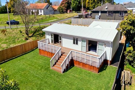 Photo of property in 8 Lenihan Drive, Te Puke, 3119