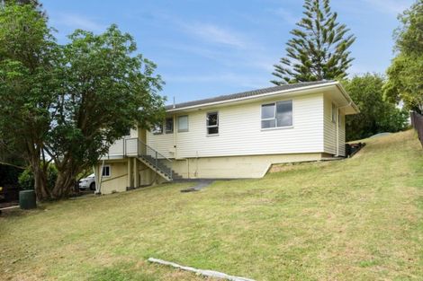 Photo of property in 3 Addis Place, Shelly Park, Auckland, 2014