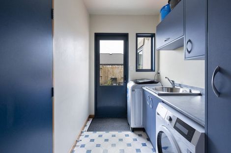 Photo of property in 55 Royal Oak Drive, Kelvin Grove, Palmerston North, 4414