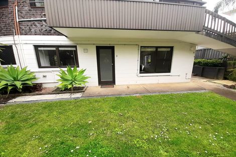 Photo of property in 3/59 Norwood Road, Bayswater, Auckland, 0622