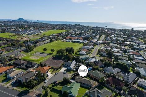 Photo of property in 6 Suffolk Close, Papamoa Beach, Papamoa, 3118