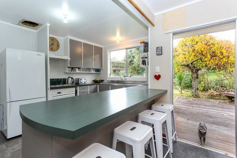 Photo of property in 23 Bromley Place, Westown, New Plymouth, 4310