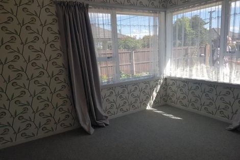 Photo of property in 5 Greendale Avenue, Avonhead, Christchurch, 8042