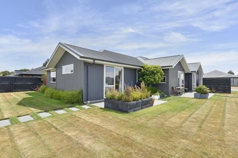 Photo of property in 1 Tara Crescent, Woodend, 7610